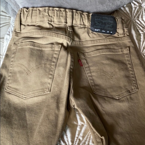 Levi’s Boys tan skinny jeans - Picture 4 of 6